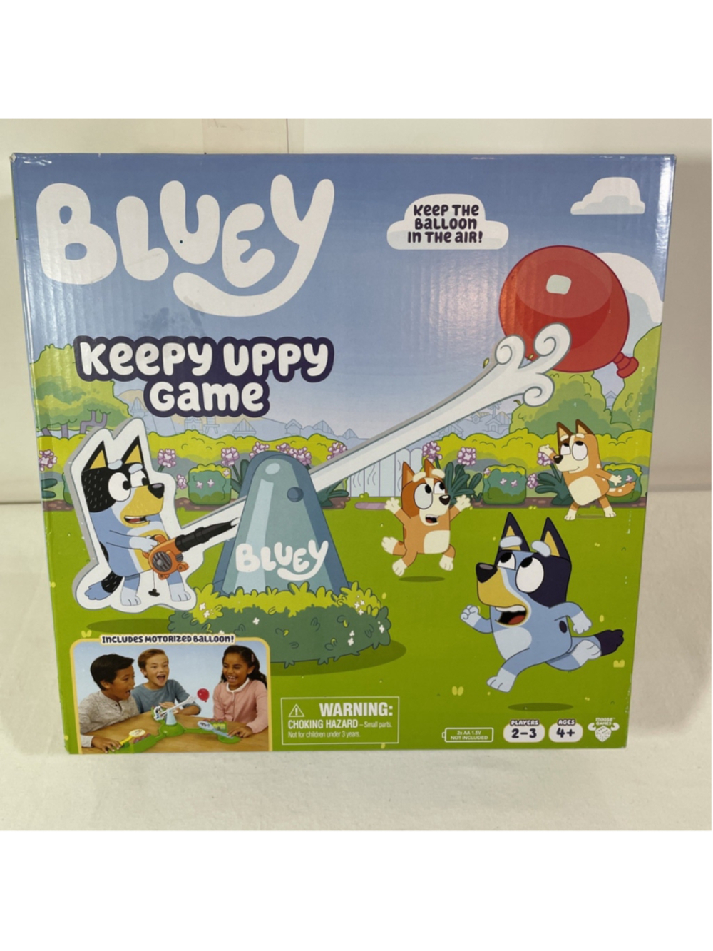 NEW Bluey Keepy Uppy Motorized Balloon Tabletop Game Kids Family Fun